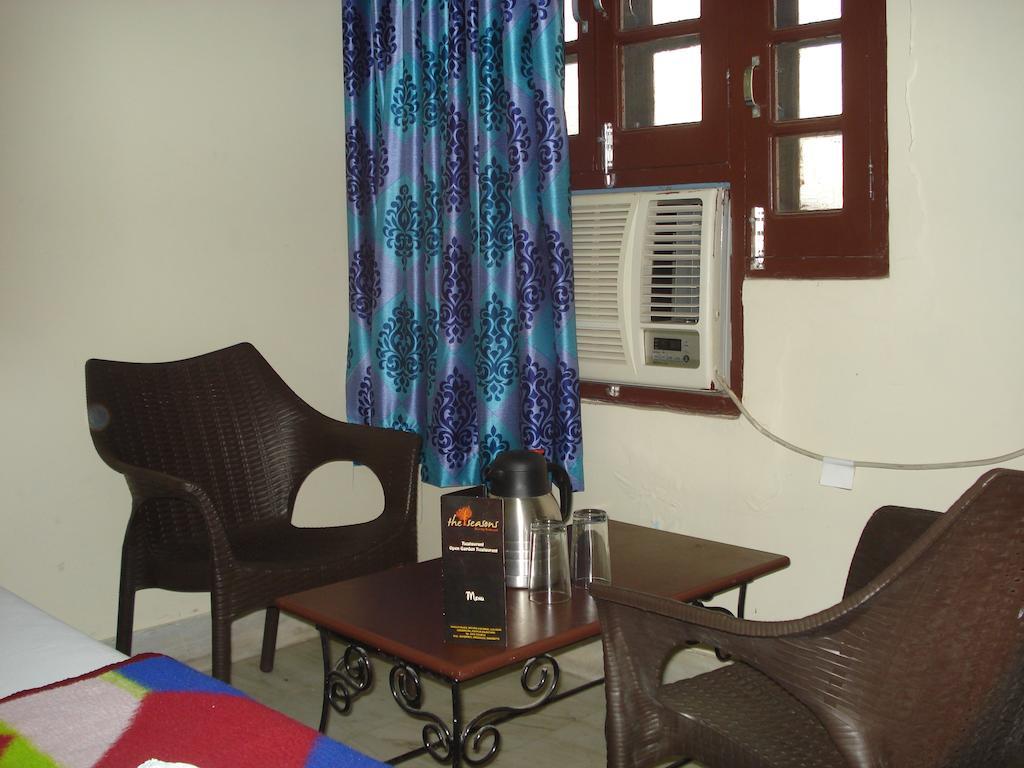 Hotel Shagun Palace จ๊อดปูร์ ภายนอก รูปภาพ
